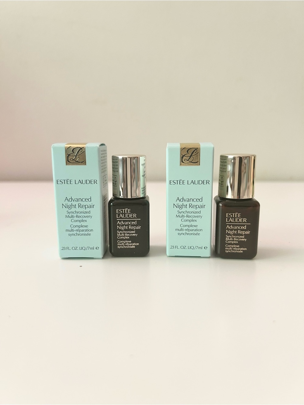 🌸ESTEE LAUDER Advanced Night Repair Serume Deluxe Mini 7mL x 2